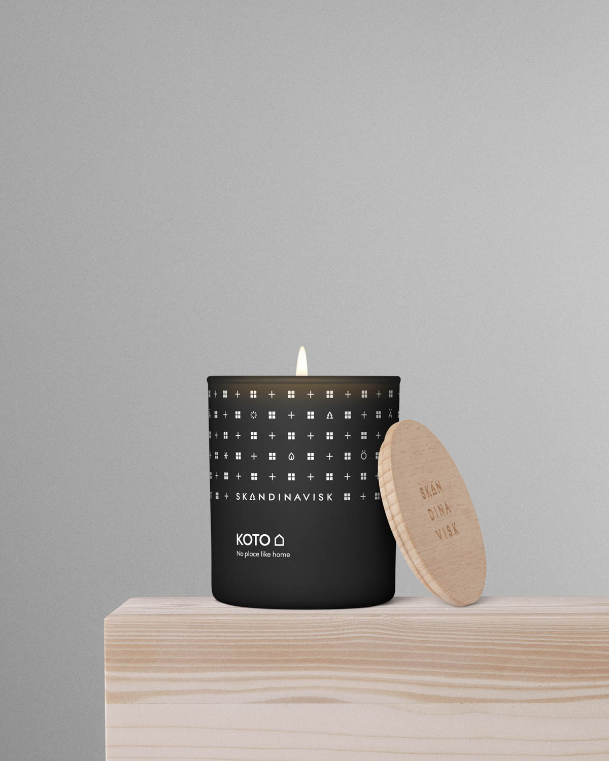 interiorbutikken skandinavisk hjem fritid livsstil duftlys scented candle g koto interior design nett web STYLING KOTO CANDLE G
