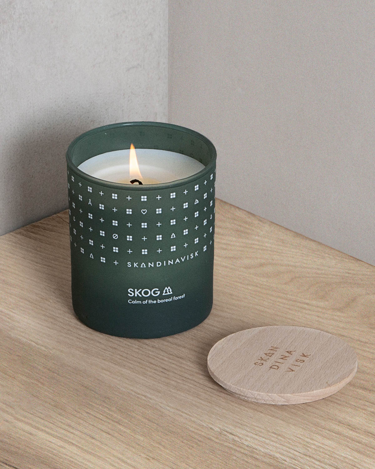 interiorbutikken skandinavisk hjem fritid livsstil duftlys scented candle g skog interior design nett web STYLING SKOG CANDLE G