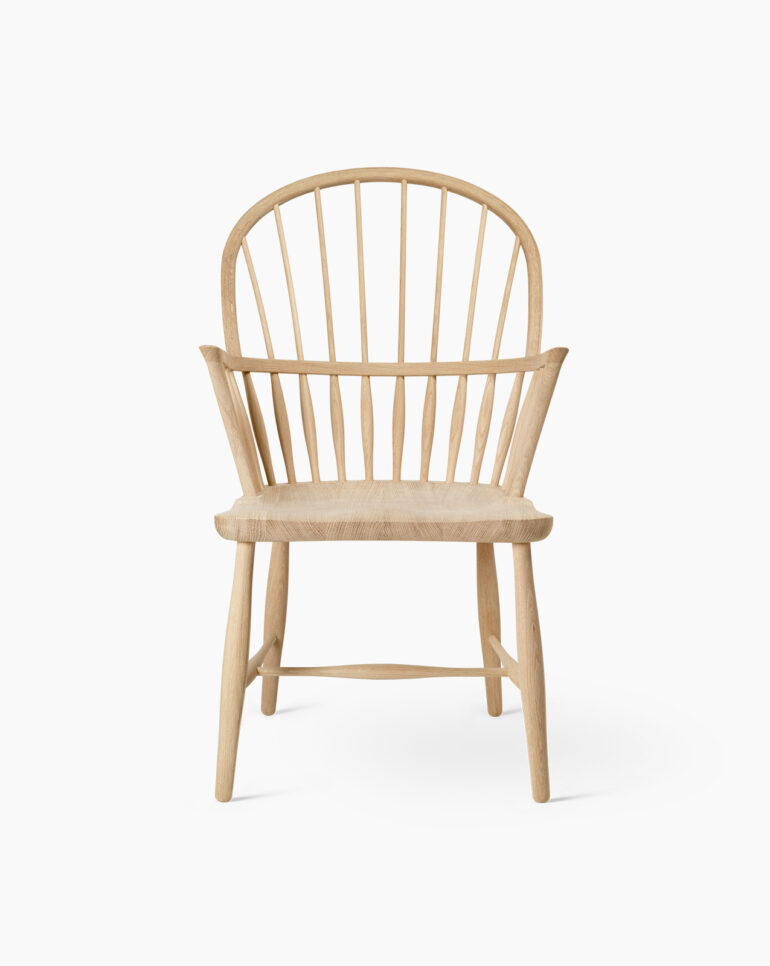 FH38 Windsor Chair, såpe eik